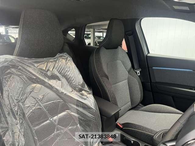 Renault CAPTUR 2026-08 8628644-3