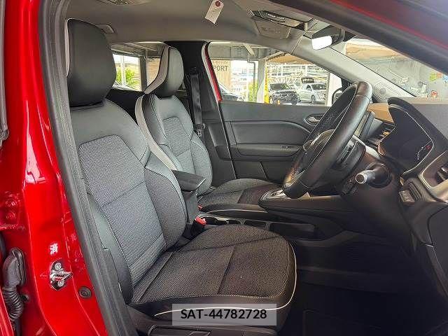Renault CAPTUR 2021-06 8628647-10