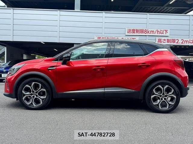 Renault CAPTUR 2021-06 8628647-16
