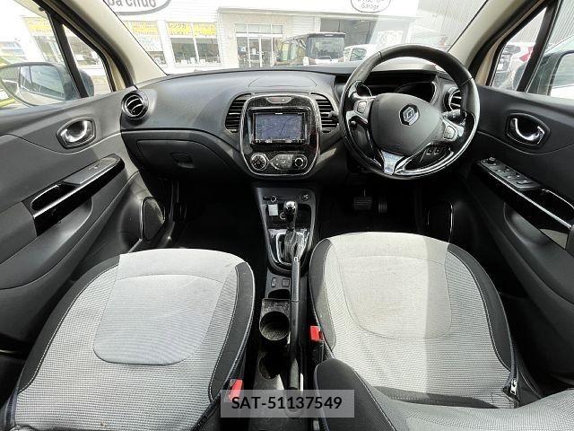 Renault CAPTUR 2017-02 8666823-1