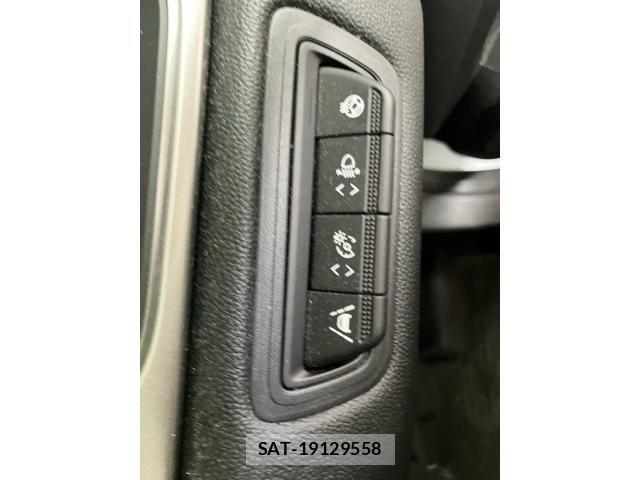 Renault CAPTUR 2022-02 8661267-13