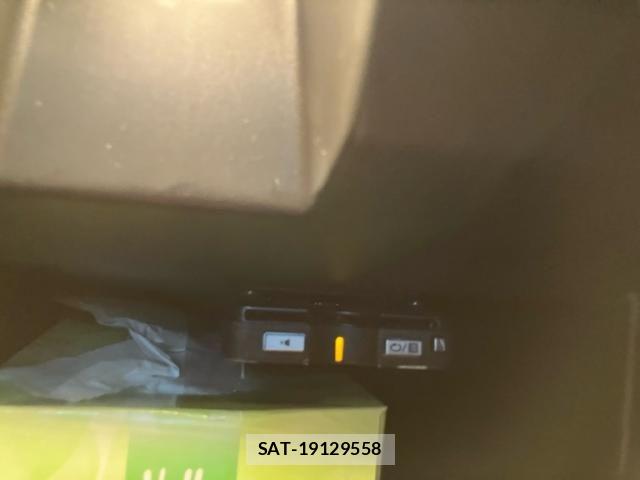 Renault CAPTUR 2022-02 8661267-18