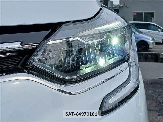 Renault CAPTUR 2023-09 8745528-10