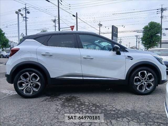 Renault CAPTUR 2023-09 8745528-14