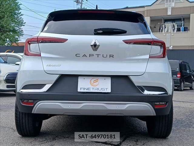 Renault CAPTUR 2023-09 8745528-16