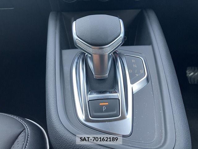 Renault CAPTUR 2022-11 8781843-9