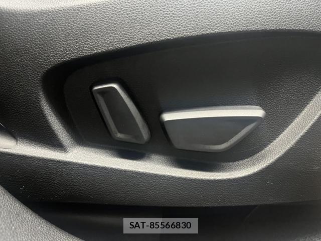 Renault CAPTUR 2022-01 8831311-9