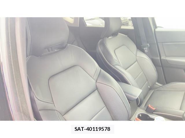 Renault CAPTUR 2021-10 8881846-16