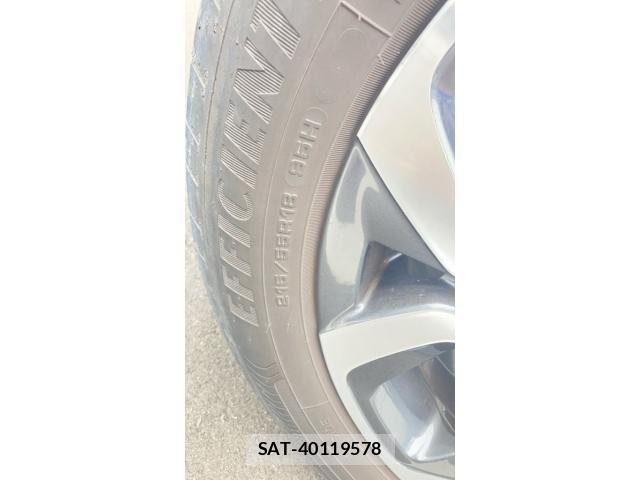 Renault CAPTUR 2021-10 8881846-23