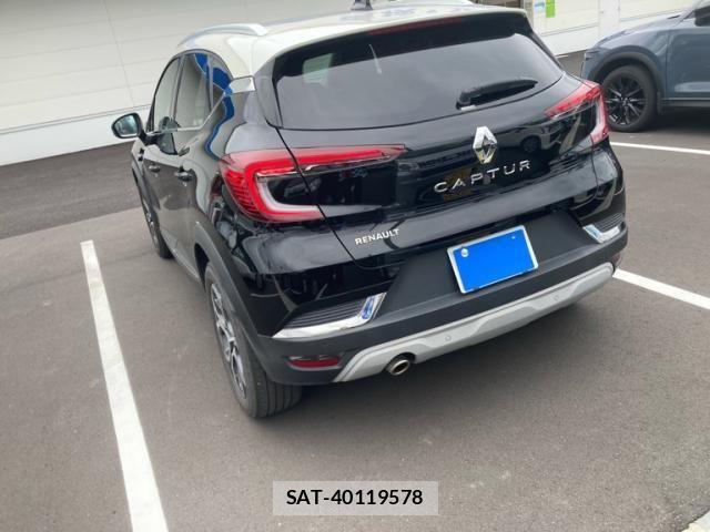 Renault CAPTUR 2021-10 8881846-5