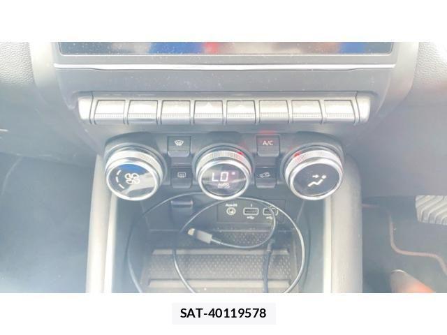 Renault CAPTUR 2021-10 8881846-7
