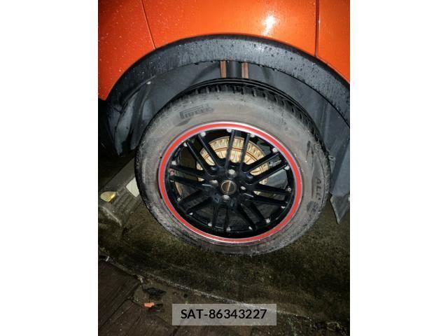 Renault CAPTUR 2017-05 8881848-5