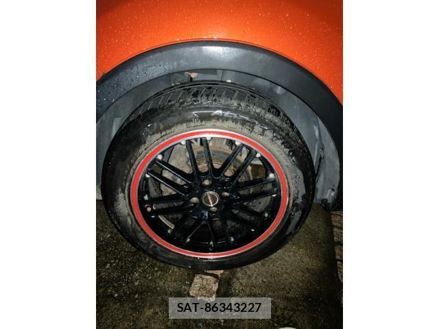 Renault CAPTUR 2017-05 8881848-6