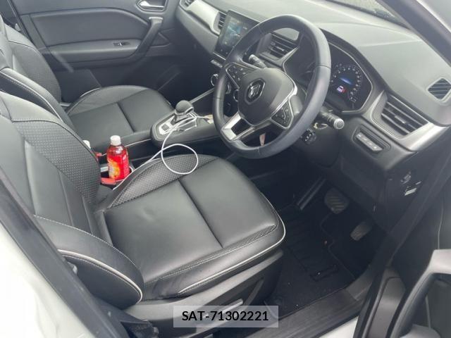 Renault CAPTUR 2022-03 8881845-13