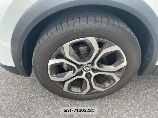 Renault CAPTUR 2022-03 8881845-4