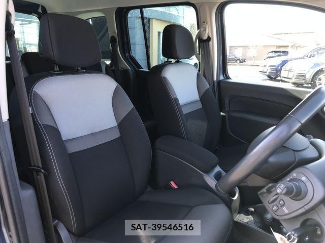 Renault KANGOO 2018-10 821779-10