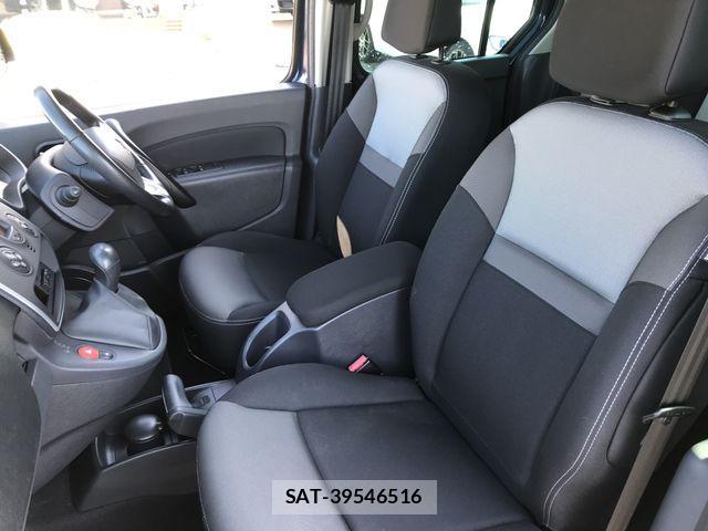 Renault KANGOO 2018-10 821779-12