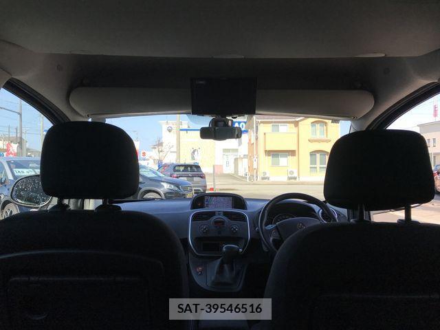 Renault KANGOO 2018-10 821779-24