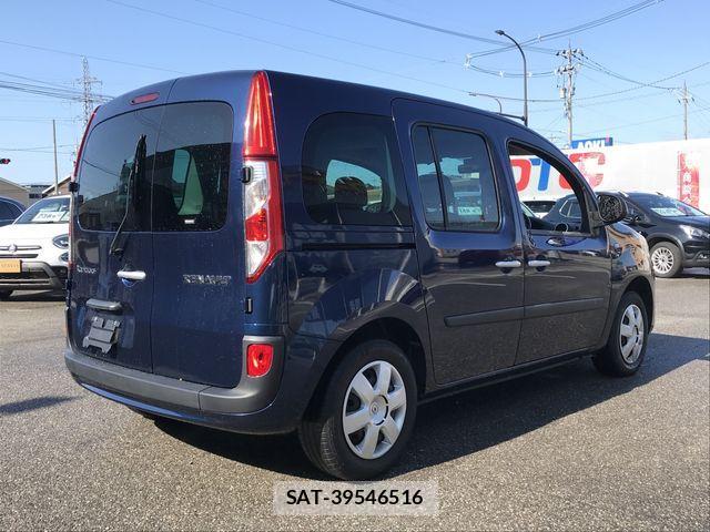 Renault KANGOO 2018-10 821779-2