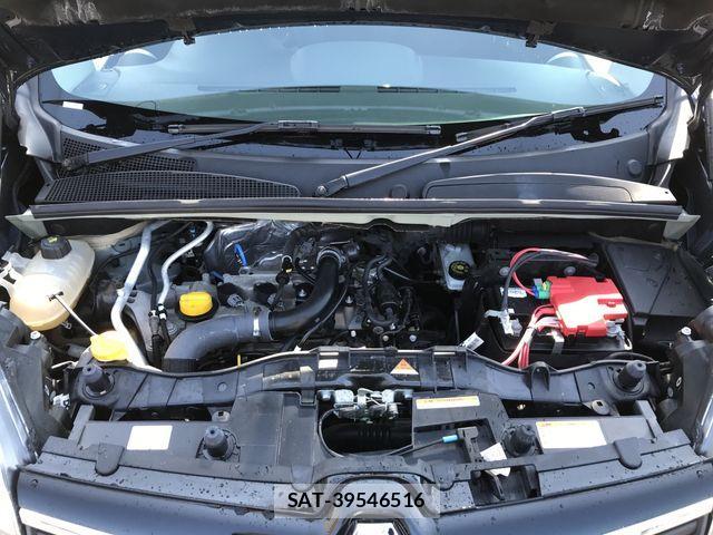 Renault KANGOO 2018-10 821779-29