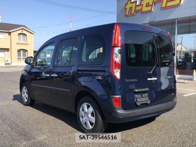 Renault KANGOO 2018-10 821779-7