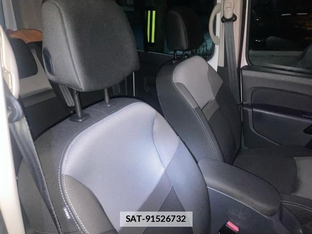 Renault KANGOO 2017-03 1229370-12