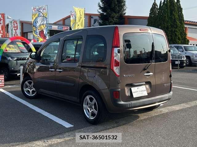 Renault KANGOO 2018-01 1265059-6