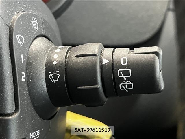 Renault KANGOO 2016-08 1828389-16