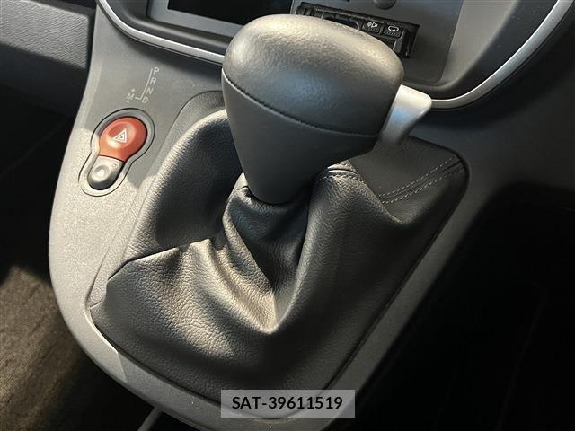 Renault KANGOO 2016-08 1828389-26