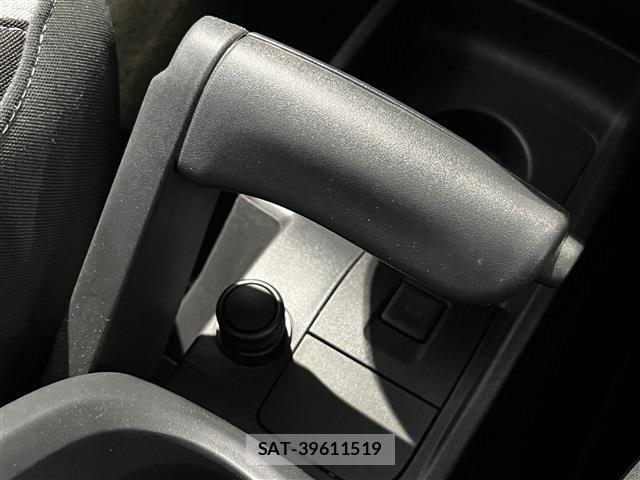 Renault KANGOO 2016-08 1828389-27