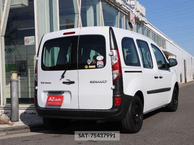 Renault KANGOO 2015-04 4243258-2