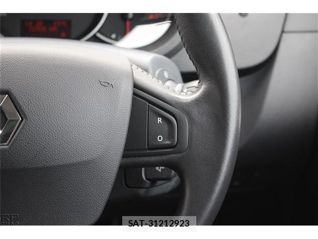Renault KANGOO 2017-04 4330108-11