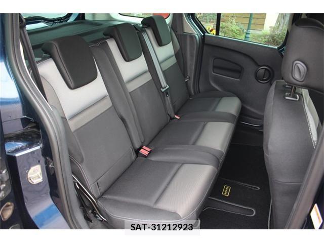 Renault KANGOO 2017-04 4330108-13