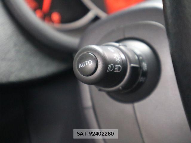 Renault KANGOO 2019-03 6816902-23