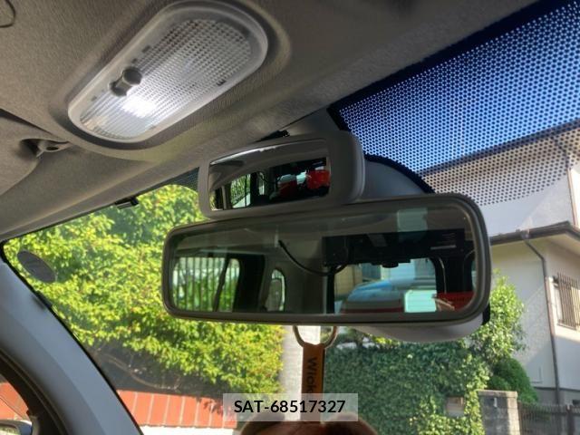 Renault KANGOO 2017-08 6911964-22