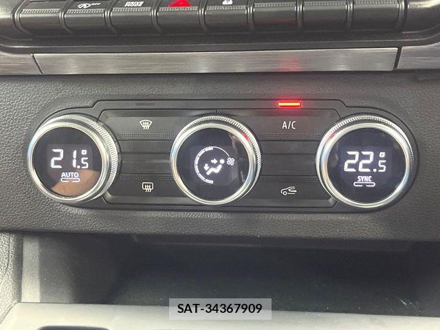 Renault KANGOO 2023-09 7060447-6