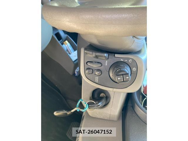 Renault KANGOO 2011-06 7224191-11