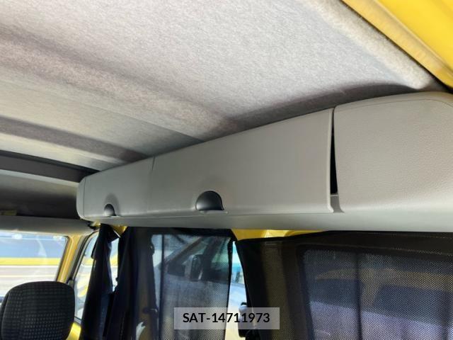 Renault KANGOO 2009-06 7224188-25