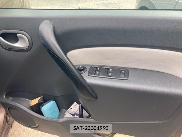 Renault KANGOO 2015-05 7252123-13