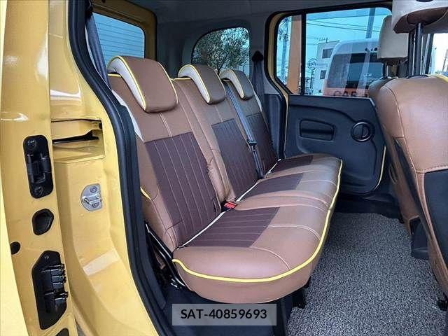 Renault KANGOO 2021-09 7359591-18