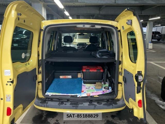 Renault KANGOO 2018-02 7619550-9