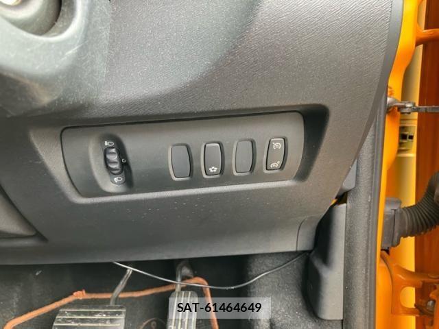 Renault KANGOO 2011-07 7619552-11