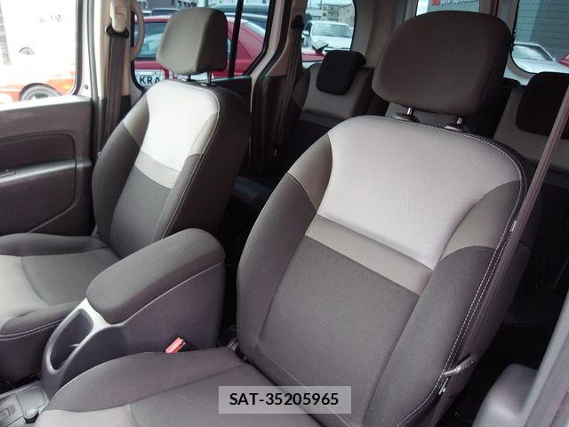 Renault KANGOO 2017-01 7727881-27
