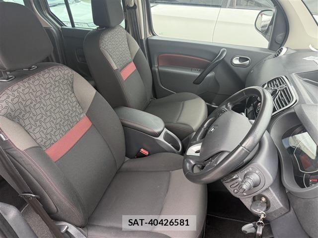 Renault KANGOO 2019-06 7727885-19