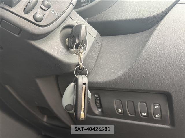 Renault KANGOO 2019-06 7727885-20