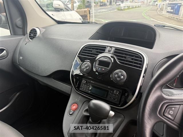 Renault KANGOO 2019-06 7727885-21