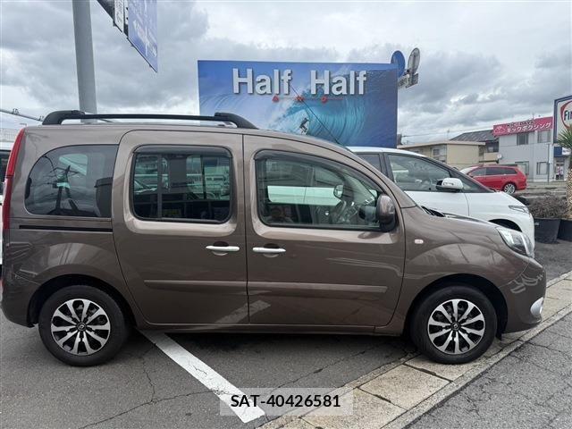 Renault KANGOO 2019-06 7727885-3
