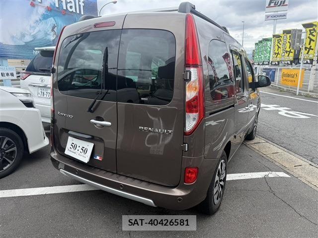 Renault KANGOO 2019-06 7727885-4