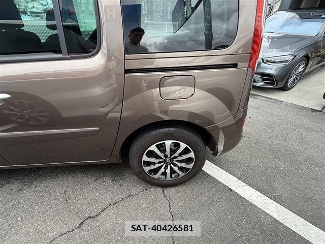 Renault KANGOO 2019-06 7727885-5