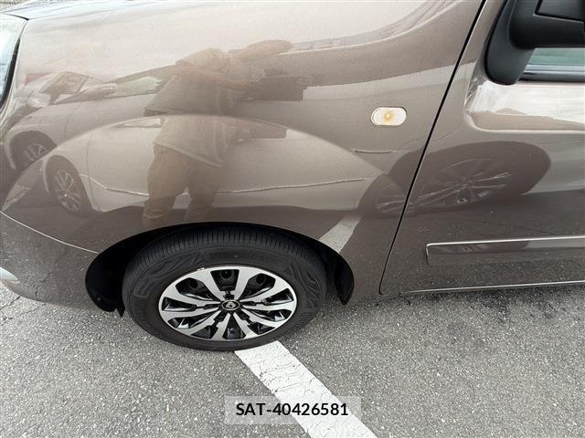 Renault KANGOO 2019-06 7727885-8